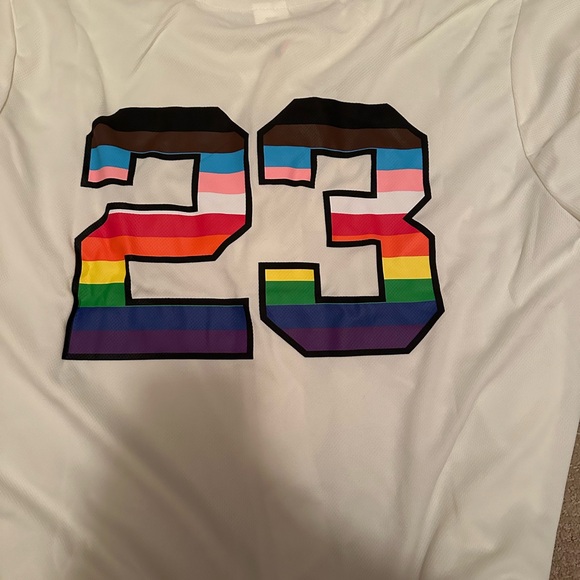 San Francisco Giants Pride Jersey - Picture 3 of 3